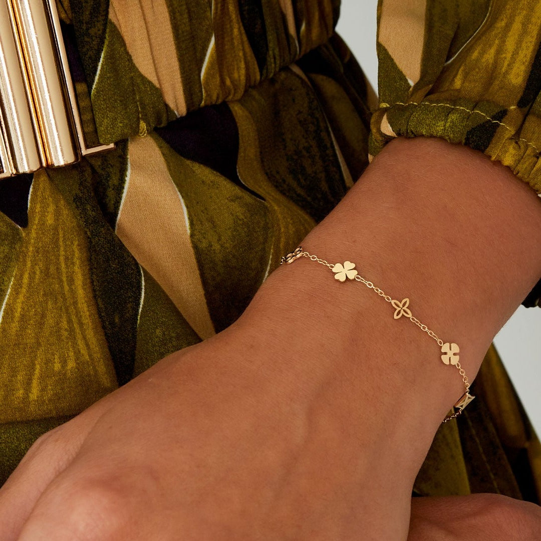 Armband vijf bedels